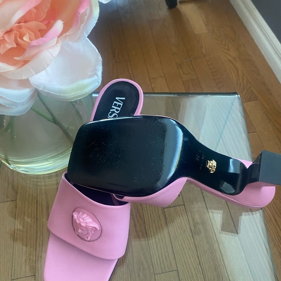 Versace Medusa Square-Toe Mules - Picture 2 of 2